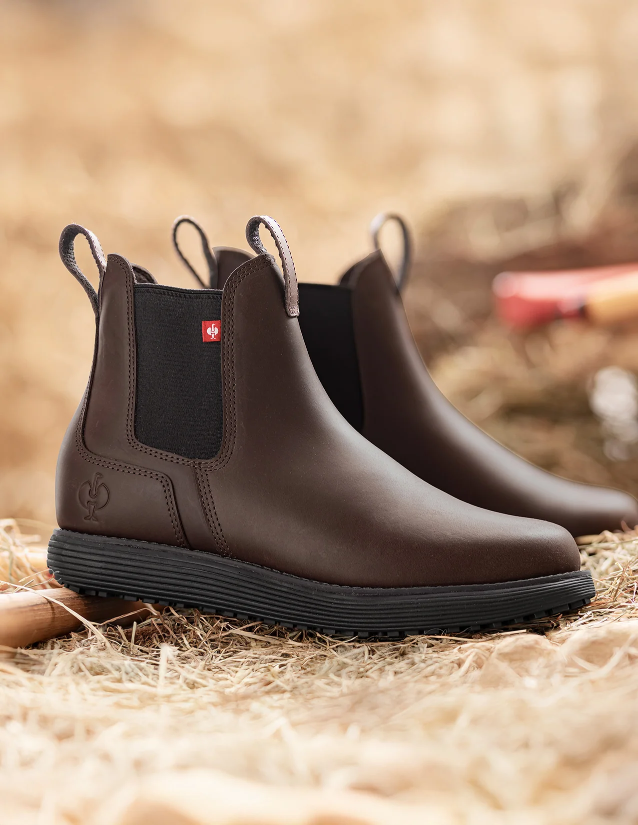 Amarillo Mid Soft Toe Chelsea Boot - Image 3